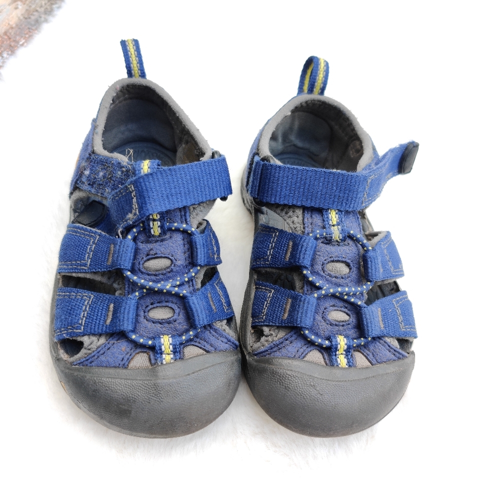 Keen infant shoes size 6c